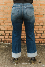 Load image into Gallery viewer, Londyn Leopard Patch Jeans
