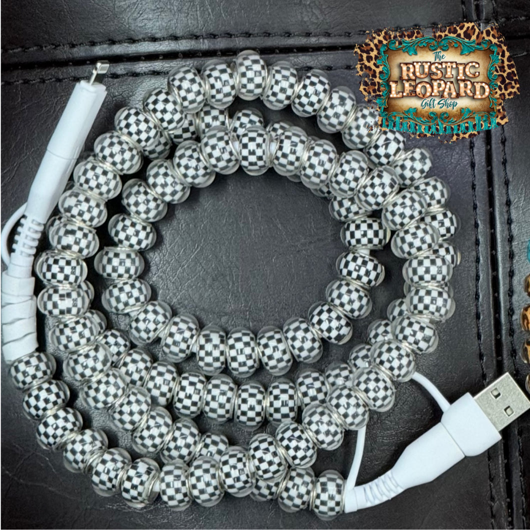 4 in 1 Black and White Checkered Charger