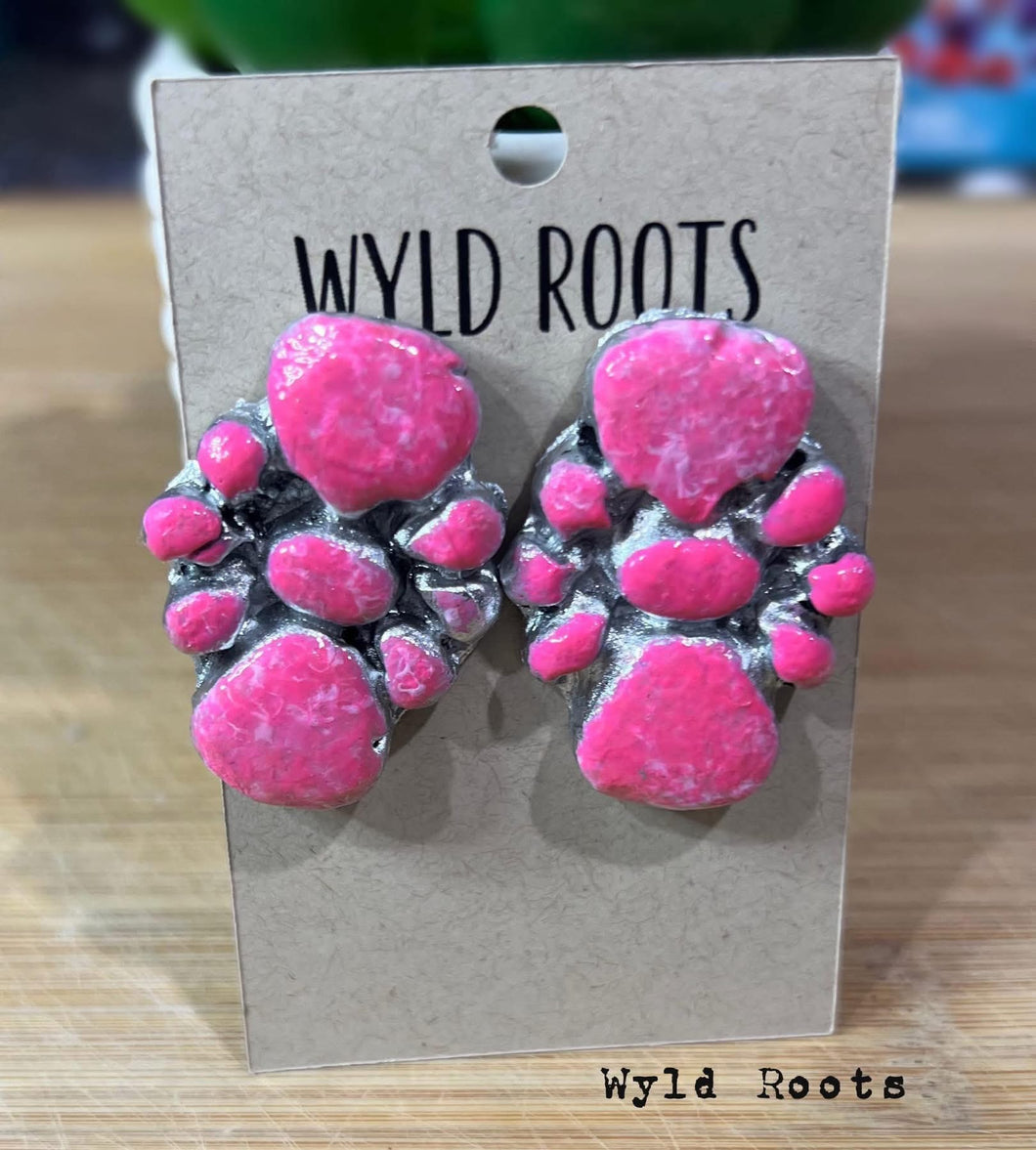Delta Dawn Pink Earrings